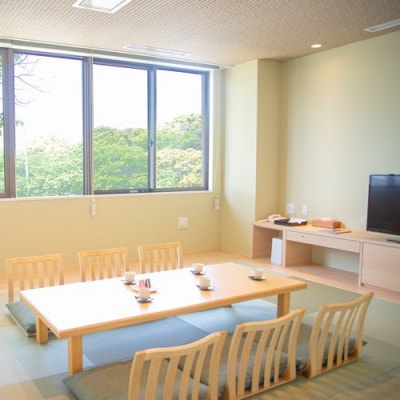 いそざき温泉ホテルニュー白亜紀　宿泊割引券　9000円分