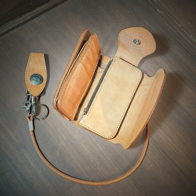 ラフテール【デュラブル　 ミドルウォレット　A-type】NA　　CW-SHE-DU-NA-A-M