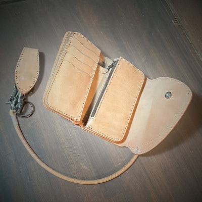 ラフテール【デュラブル　 ミドルウォレット　C-type】NA　　CW-SHE-DU-NA-C-M