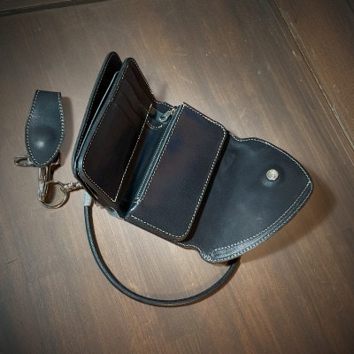 ラフテール【デュラブル　 ミドルウォレット　C-type】BK　　CW-SHE-DU-BK-C-M