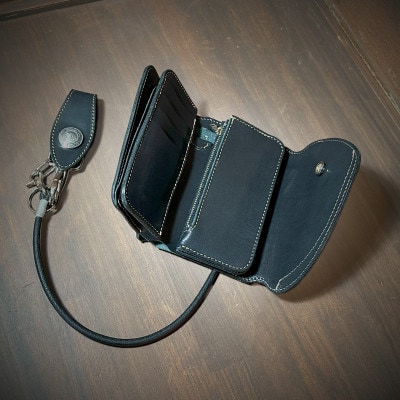 ラフテール【デュラブル　 ミドルウォレット　B-type】BK　　CW-SHE-DU-BK-B-M