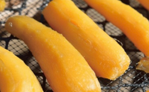 干し芋農家とコラボ　丸干しパウンドケーキ【配送不可地域：離島】