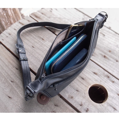 Ciwau leathers 【BOAT BAG】ストーンブラック　　