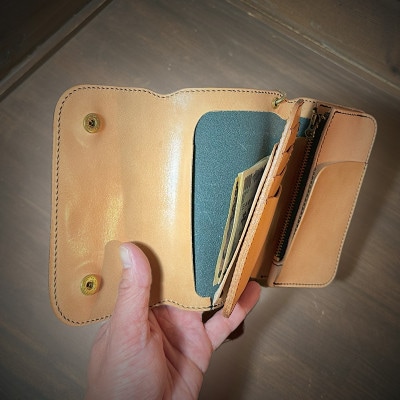 ラフテール【トラッカー　ミドルウォレット】BI　　CW-TR-BC-M