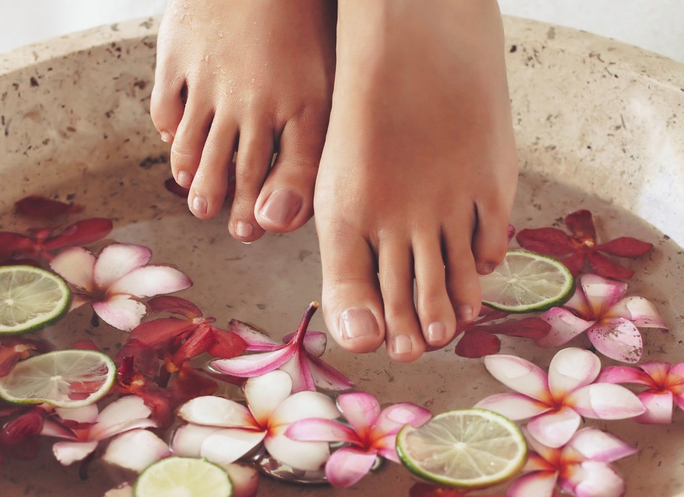 ネイルサロン　フットスパ60分　体験チケット(1回1名様分)