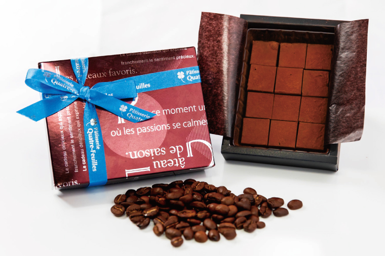 生チョコ（コーヒー味）【チョコレート チョコ コーヒー 珈琲 お菓子 洋菓子 デザート ギフト 贈り物 バレンタイン バレンタインデー 鹿嶋市 茨城県 キャトルフィユ】（KCX-38）