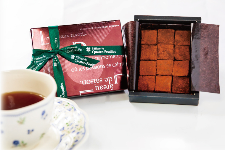 生チョコ（紅茶味）【チョコレート チョコ 紅茶 お菓子 洋菓子 デザート ギフト 贈り物 バレンタイン バレンタインデー 鹿嶋市 茨城県 キャトルフィユ】（KCX-39）