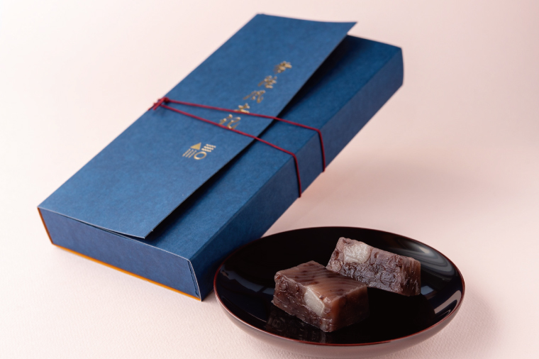 【天皇陛下ご献上菓】常陸風土記12個入り あんこ 餡 和菓子 お菓子 ギフト 贈り物 送料無料 求肥 もちもち スイーツ おもてなし 贈答品 餡子 あずき 餅 モチ 北海道産 厳選 小豆　甘い おいしい お中元 デザート あまい（KF-2）