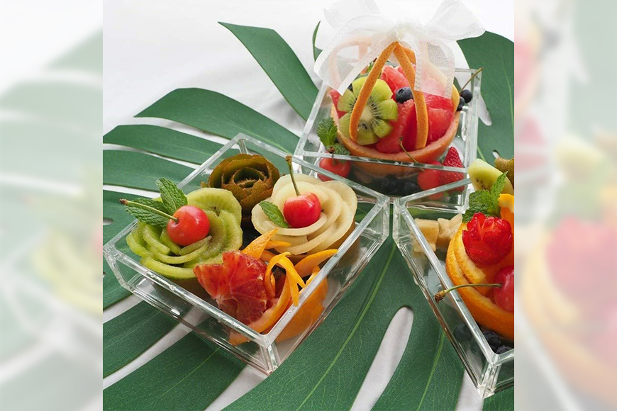 松本産業 アクリル 三段重 S クリア 重箱 J Product Design (SJU3) 和モダンデザイン 透明アクリル製 食品対応 おせち お菓子収納 インテリア ギフトボックス付き 耐久性抜群 おしゃれテーブルコーディネート 茨城県 潮来市 (A28-003)