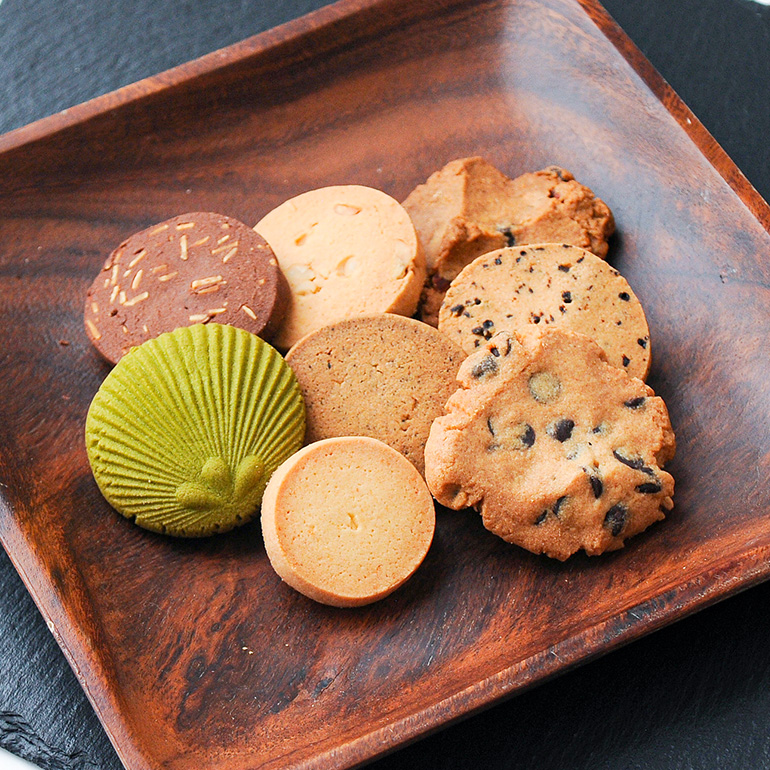 クッキー 20袋 セット 国産 焼き菓子 洋菓子 甘さ控えめ ほろほろ食感 小麦粉 バター使用 香料不使用 保存料無添加 着色料不使用 小分け 贈答用 ギフト おやつ スイーツ 茨城県 潮来市 (A10-002)