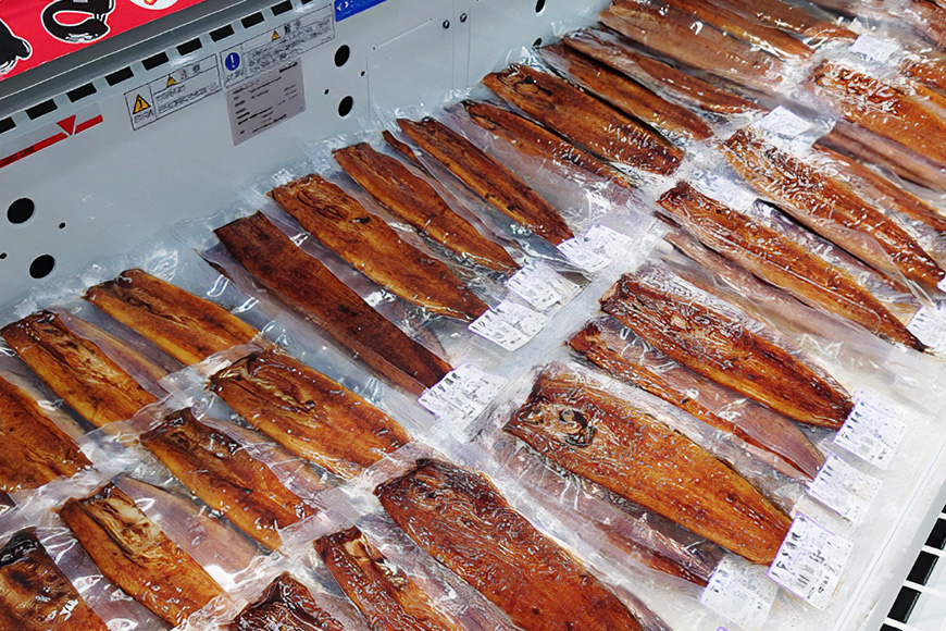 超特大!やわらか 国内産うなぎ蒲焼 220～250g 1尾 肉厚ジューシー 国産ブランド鰻 ふっくら仕上げ 蒲焼きのタレ・山椒付き 湯煎で簡単調理 うな丼 うな重 ギフト 贈答用 冷蔵配送 茨城県 潮来市 (A23-003)