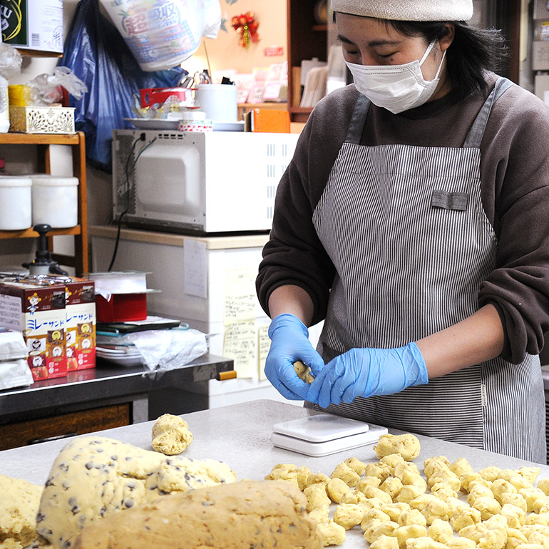 クッキー 20袋 セット 国産 焼き菓子 洋菓子 甘さ控えめ ほろほろ食感 小麦粉 バター使用 香料不使用 保存料無添加 着色料不使用 小分け 贈答用 ギフト おやつ スイーツ 茨城県 潮来市 (A10-002)