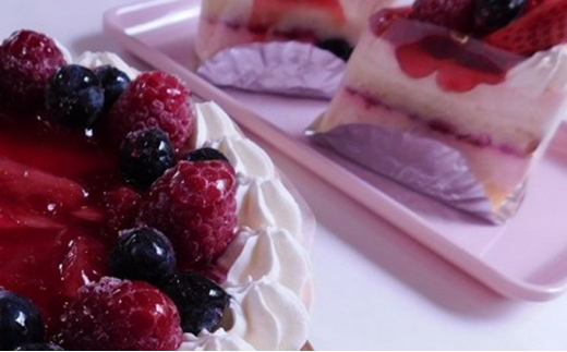 3種のベリートルテ　【お菓子・ケーキ・ベリー・スイーツ