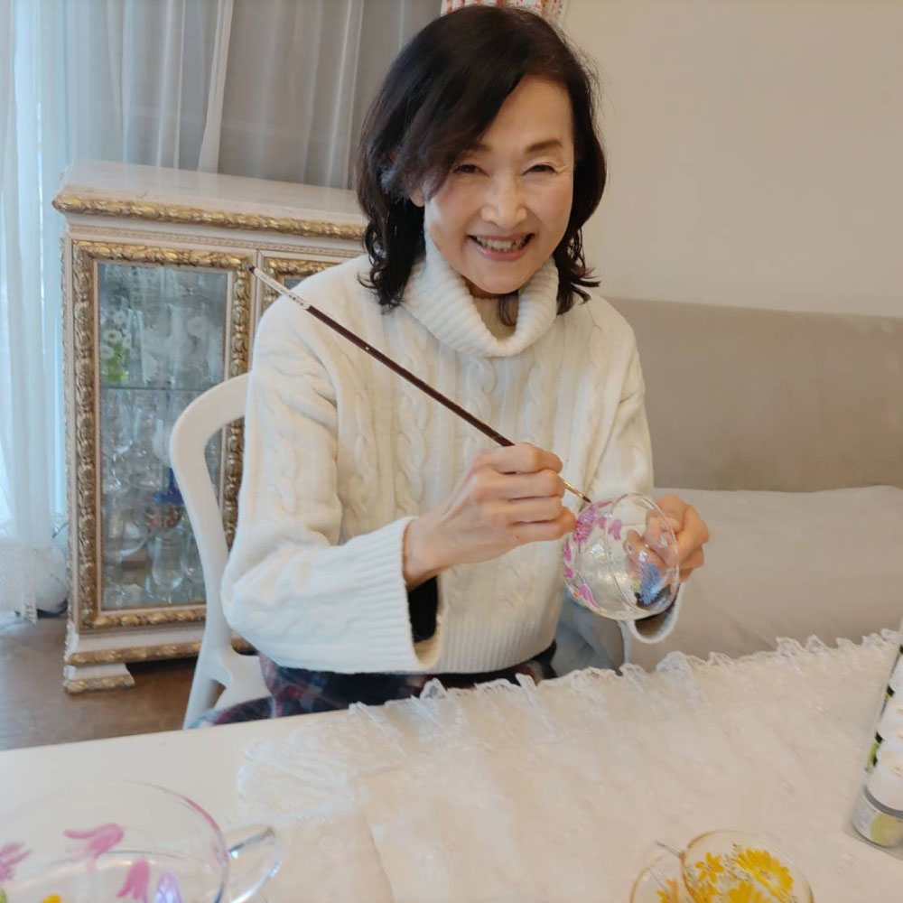 【絵付け手描き】ランプティーポット、カップ＆ソーサー 2