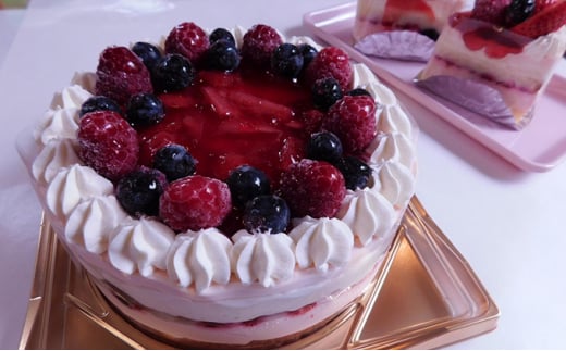 3種のベリートルテ　【お菓子・ケーキ・ベリー・スイーツ