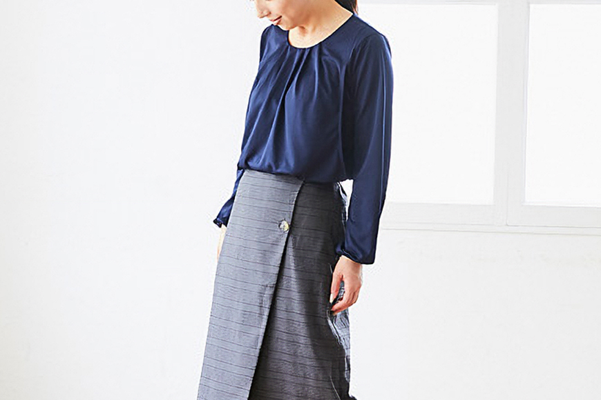 【秋冬】赤ちゃんに優しい授乳服セット ネイビー M トップス タックブラウス レディース 下着 ブラジャー 子育て ベビー マタニティ 茨城県 日本製 日本助産師会が推奨する唯一の授乳用ブラ 授乳ブラ マタニティブラ 産後 ノンワイヤー 授乳服 【有限会社モーハウス】【ho0920】