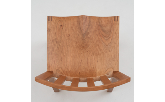 家具蔵 KAGURA チェアファイン チェリー材 家具 椅子 イス 木材 無垢材 職人 手作業 天然木 高級木材 無添加 安全 ジャパニーズモダン 高級家具 熟練 無着色 おしゃれ 天然木無垢材 温もり シンプル 洗練 【株式会社アイダ】【ho0937】