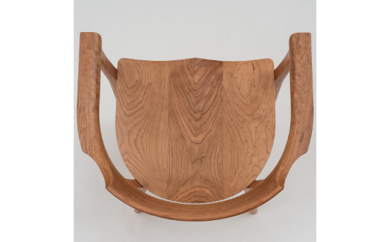 家具蔵 KAGURA アームチェア ヴォーグII チェリー材 家具 椅子 イス 木材 無垢材 職人 手作業 天然木 高級木材 無添加 安全 ジャパニーズモダン 高級家具 熟練 無着色 おしゃれ 天然木無垢材 温もり シンプル 洗練 【株式会社アイダ】【ho0944】