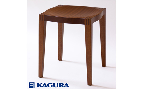 家具蔵 KAGURA スツール ゼン サペリ材 インテリア 天然木 手作業 天然木 高級木材 無添加 安全 ジャパニーズモダン 高級家具 熟練 無着色 おしゃれ 天然木無垢材 コンパクト シンプル 【株式会社アイダ】【ho0930】