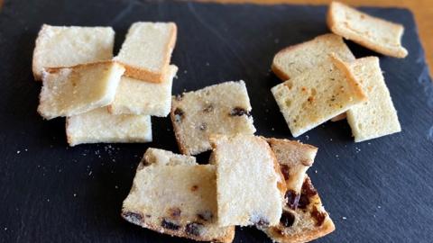 おうちでCafe 茨城県産 小麦 100％！ ラスク 3種 ＆ おすすめ 焼菓子 6種 セット 詰め合わせ ギフト 小麦粉 国産 [AU005ci]