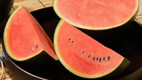 【 JA北つくば 】 黒こだますいか 「 誘惑のひとみ 」 2玉 2026年産 小玉すいか 小玉 すいか スイカ 果物 フルーツ 小玉スイカ 小玉 西瓜 くだもの デザート 茨城 [AE018ci]