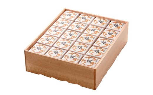 スピード発送!! もち入り 「 館最中 」 40個入 杉折箱 全国菓子博覧会名誉 大賞 和菓子 おかし お菓子 最中 もなか あんこ 餡子 小豆 あずき 餅 お餅 もち 贈り物 ギフト スピード発送 スピード配送 [AO023ci] 40個入 杉折箱：通常（熨斗不要）