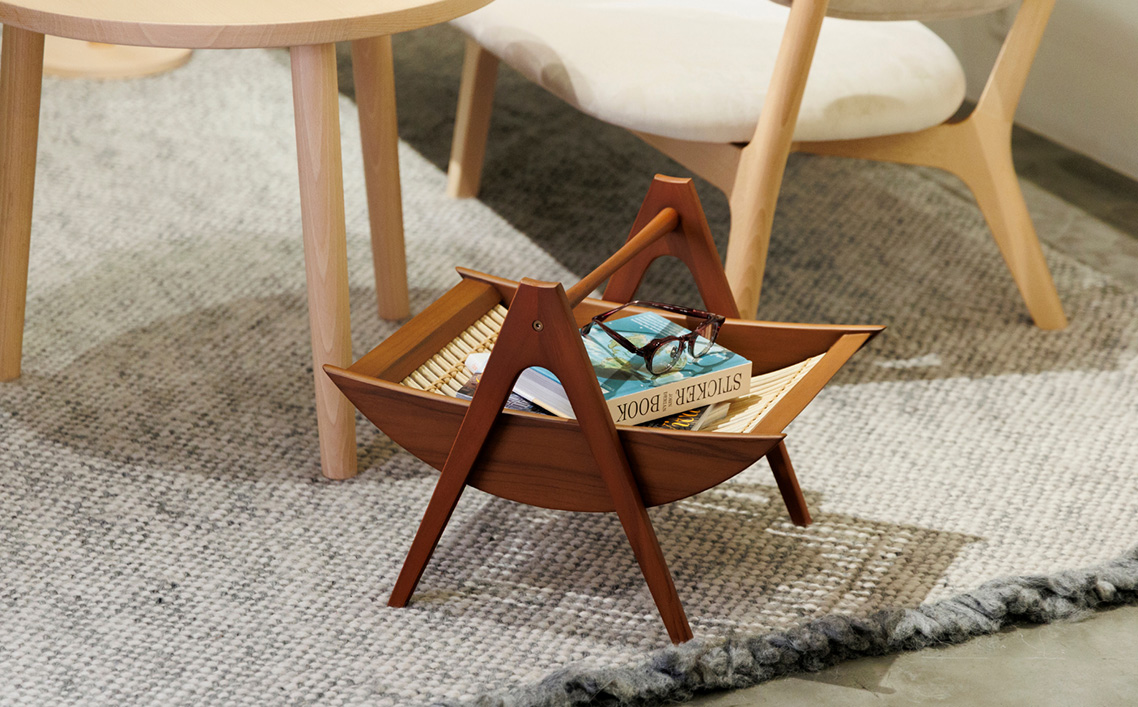 【マルニファニシング】NO.544 マガジンラック（ライトブラウン）