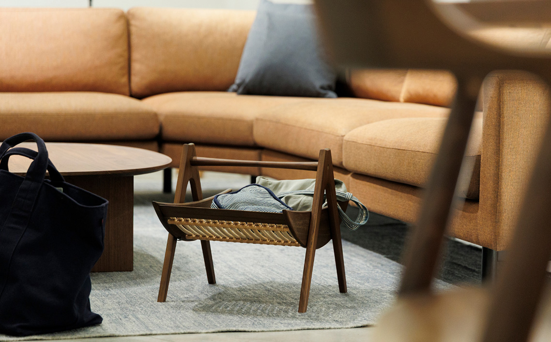 【マルニファニシング】NO.544 マガジンラック（ダークブラウン）