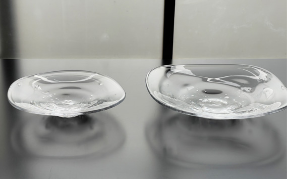 ゆらぎの皿　大と小セット