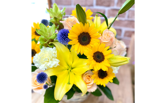 （イエロー系）Lサイズ 癒し生活！季節のおまかせフラワーアレンジメント