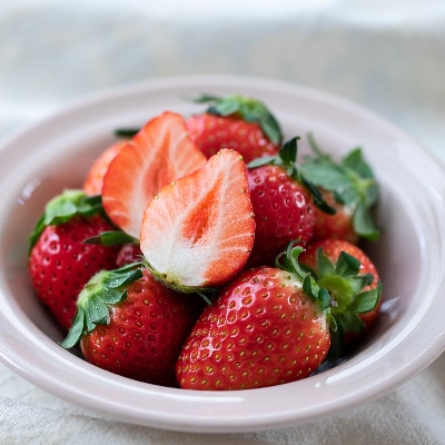 菅谷いちご園の完熟いちご『いちごっ子』 3Lサイズ 11粒×4パック【配送不可地域：離島・北海道・沖縄県・信越、北陸・東海・近畿・中国・四国・九州】