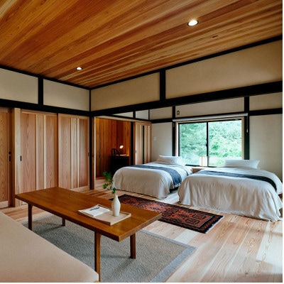 霞ヶ浦湖畔で完全プライベート。一棟貸しの宿「水郷園」宿泊券(4名様分)