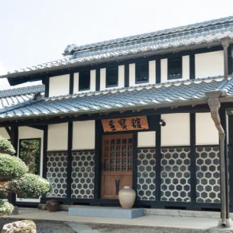 能面ギャラリー(至寶館)と工房での能面鑑賞・簡単能楽講座・能面作成見学と体験