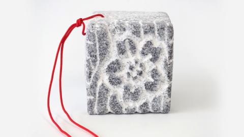 山桜 （花のかほり） 石 ストーン 雑貨 職人 伝統工芸 伝統工芸品 置き物 飾り 玄関 おしゃれ 茨城県 桜川市 贈り物 [AP002sa]