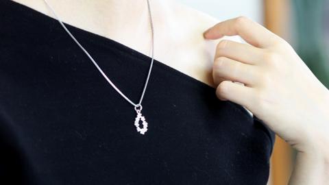 桜のリースペンダント シルバー SV925製 ギフト 記念 贈答 贈り物 ペンダント アクセサリー ジュエリー ジュエリーマーノ 桜川市 [AH019sa]