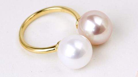 ほんのりピンクとパープルカラーの湖水真珠のフォークデザインリング リング アクセサリー ジュエリー ジュエリーマーノ 桜川市[AH064sa]