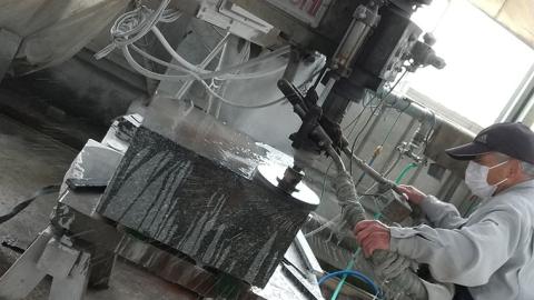 茨城県産真壁小目石 洋型20寸×16寸 墓石 引換券 真壁石 お墓 [BO002sa]