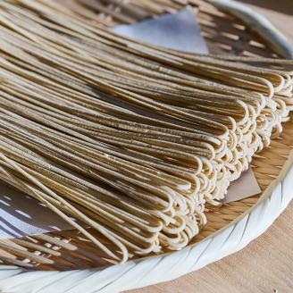 ＜お歳暮熨斗付＞八割乾麺セット 茨城県産【常陸秋そば】石臼挽きそば粉使用200ｇ×10パック入【11月中旬より発送】[BE030sa]