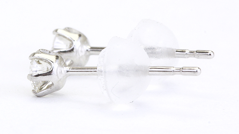 ダイヤモンド スタッド ピアス 合計 0.20ct（ハート＆キューピッドカット） ギフト 記念 贈り物 贈答用 アクセサリー ジュエリー ジュエリーマーノ 桜川市