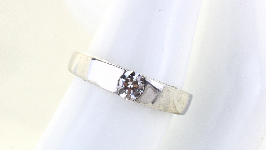 日常使いに最適な ダイヤモンドリング ( Pt950 製 0.30ct ) 日常使い フォーマル 冠婚葬祭 結婚式 ダイヤモンド リング 指輪 アクセサリー プラチナ PT ギフト 記念 贈り物 贈答用 アクセサリー ジュエリー ジュエリーマーノ 桜川市 [AH147sa]