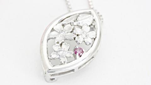 桜の透かし彫りの プチネックレス お祝い 贈り物 プレゼント ジュエリー プチネック [AH104sa]	