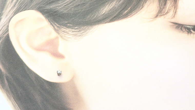 ダイヤモンド スタッド ピアス 合計 0.20ct（ハート＆キューピッドカット） ギフト 記念 贈り物 贈答用 アクセサリー ジュエリー ジュエリーマーノ 桜川市