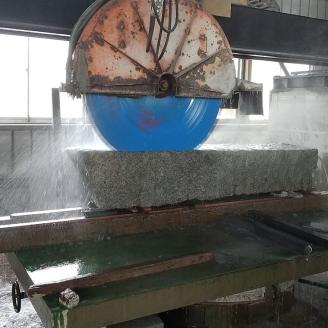 茨城県産真壁小目石 和型8寸角墓石 引換券 [BO001sa]