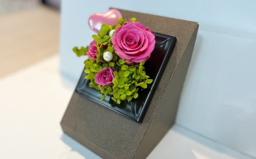 【ピンク】プリザーブドフラワー(小) インテリア 花 お花 ギフト お祝い 贈り物 ラッピング