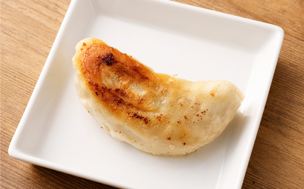 【3ヶ月定期便】ラーメン屋さんの焼き餃子（12個×3回） 合計36個 餃子 冷凍 レンジ調理