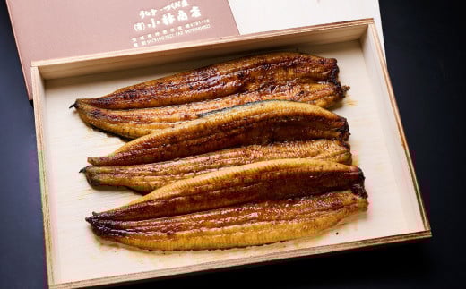 【3ヶ月定期便】 蒲焼きうなぎ 3尾 （国産） ／ 鰻 うなぎ ウナギ 蒲焼き 蒲焼 うなぎの蒲焼 鰻の蒲焼き たれ付き 自家製たれ 山椒 冷蔵 国産