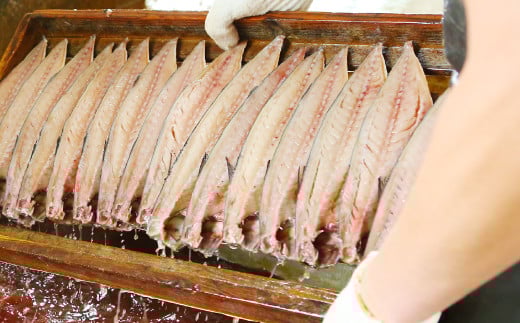 【3ヶ月定期便】 越田の干物 大さば（1枚入）×5パック 合計15パック 干物 鯖 さば 魚 お魚 さかな さば サバ