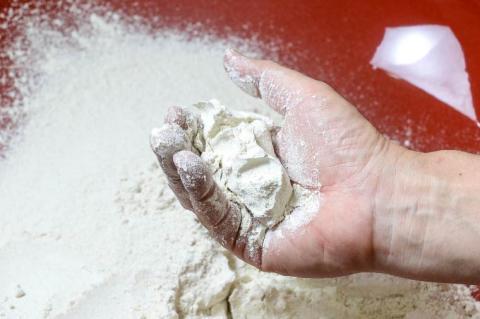 【2025年12月より順次発送】【茨城県共通返礼品／桜川市】《お歳暮》贈答用・熨斗付【常陸秋そば】常陸そば乾麺 4袋(ご贈答用つゆ付)｜そば 乾麺 常陸秋そば 茨城県共通返礼品 桜川市 お歳暮 贈り物 ギフト 茨城県 行方市(DX-33-2)