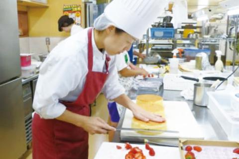 こぐまのデコレーションケーキ(5号サイズ)｜デザート スイーツ ケーキ チョコ  人気 送料無料 茨城県 行方市(H-15-1)