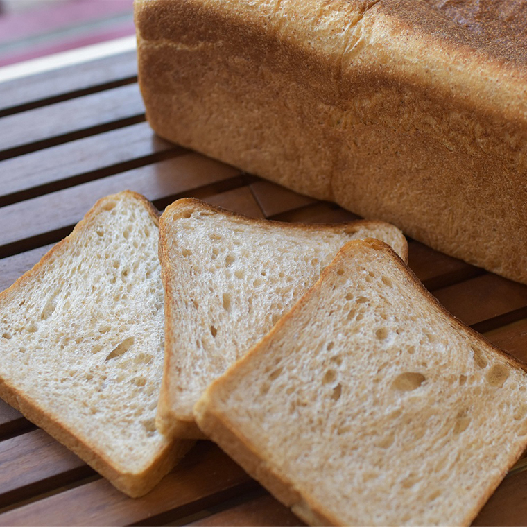 【数量限定】全粒粉食パン1本（３斤分）【国産小麦粉、国